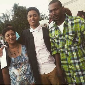 Meet your Posher, Lloyd